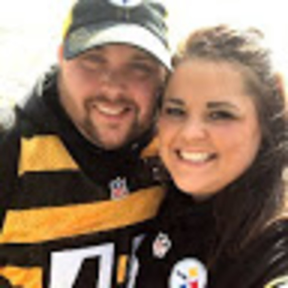 Meet your Posher, Tonya - Picture 1 of 1